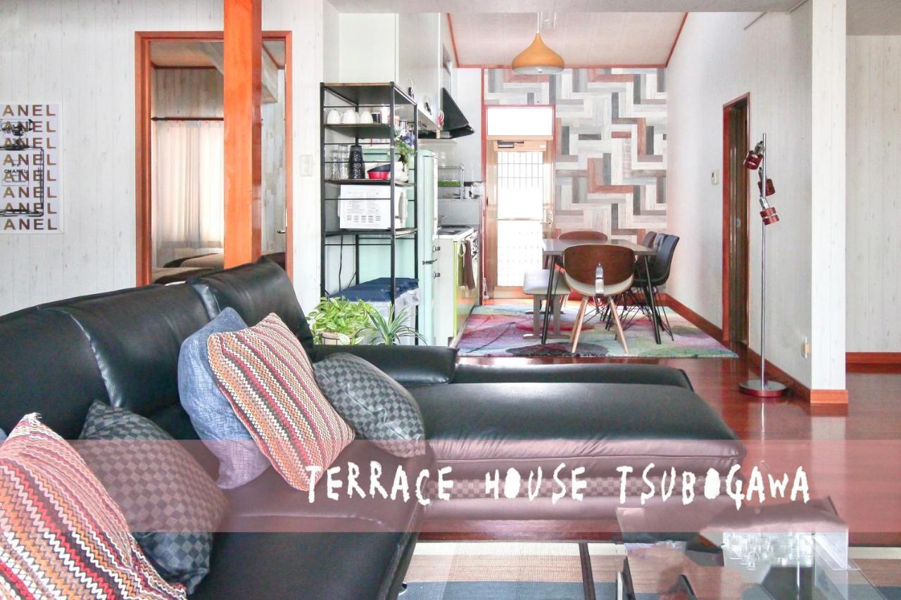 Terrace House Tsubokawa Villa Naha Exterior foto