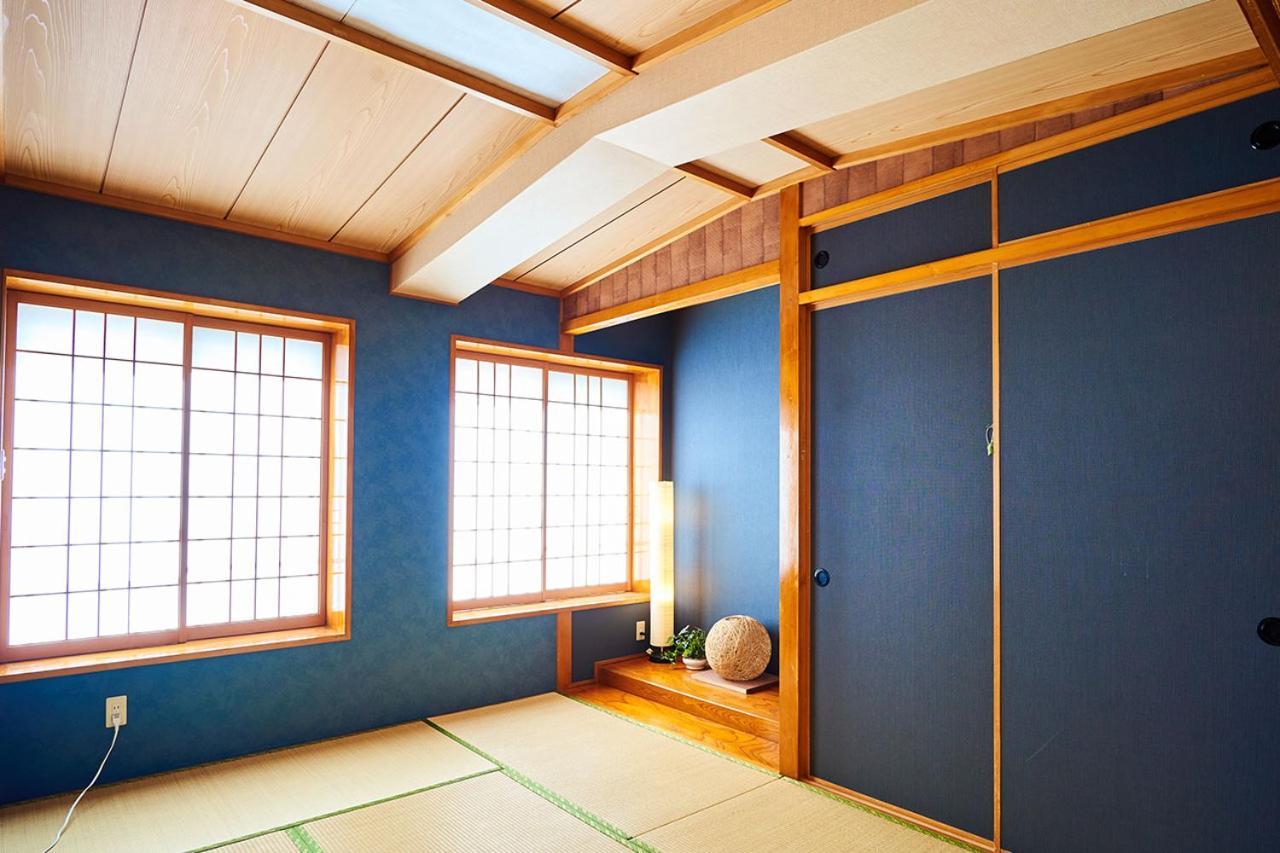 Terrace House Tsubokawa Villa Naha Exterior foto
